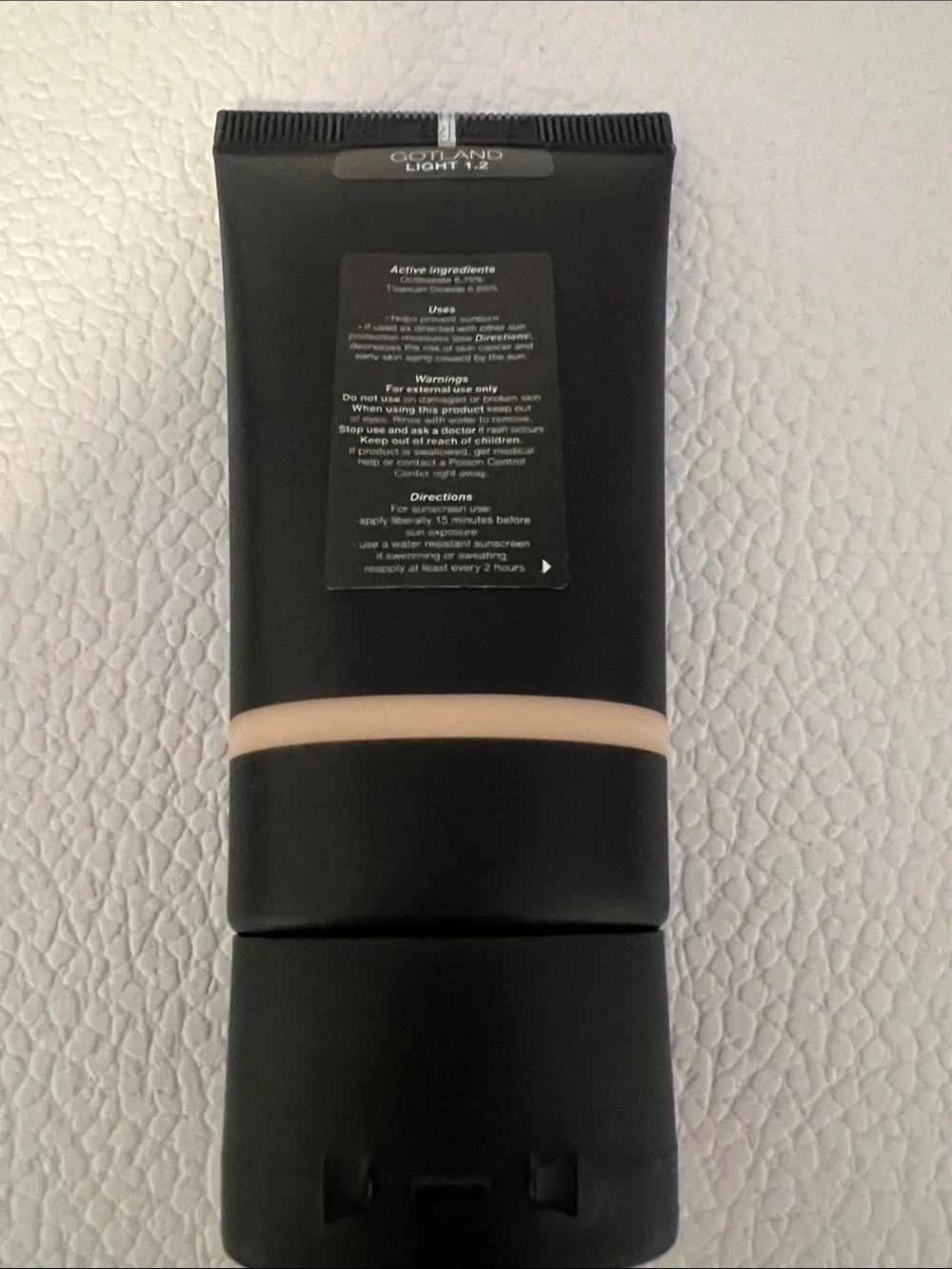 NARS Pure Radiant Tinted Moisturizer in Light 1.2 Gotland color SPF30 50ml